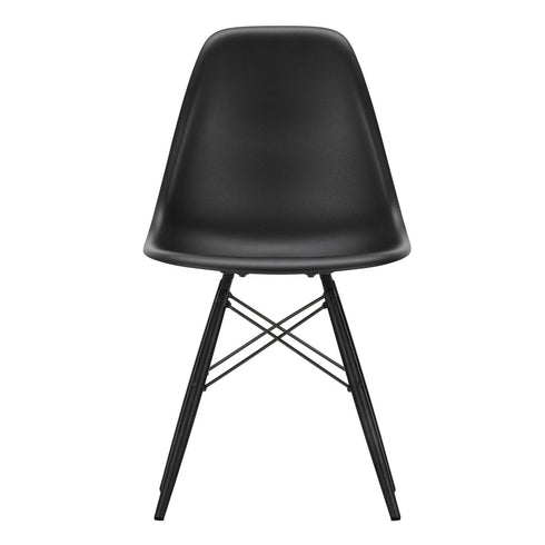 Cadeira Eames em Plástico DSW / Base Maple Preto
